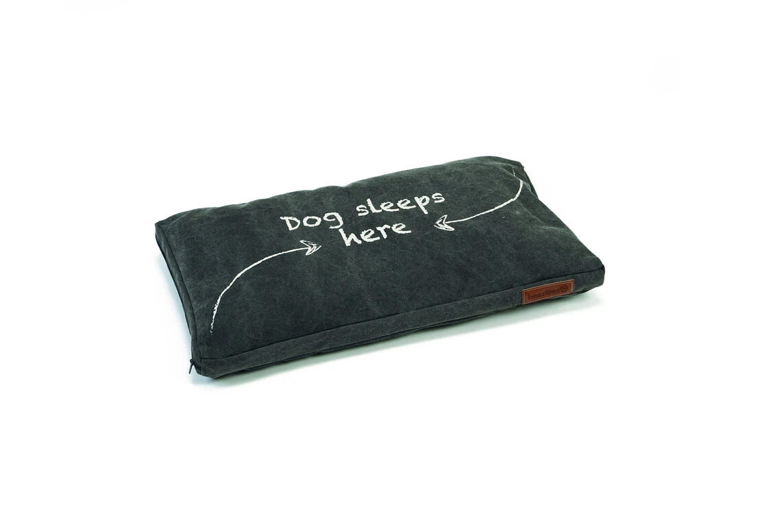 Beeztees Rest Cushion Dog Sleeps Here 3 Beeztees Rest Cushion Dog Sleeps Here