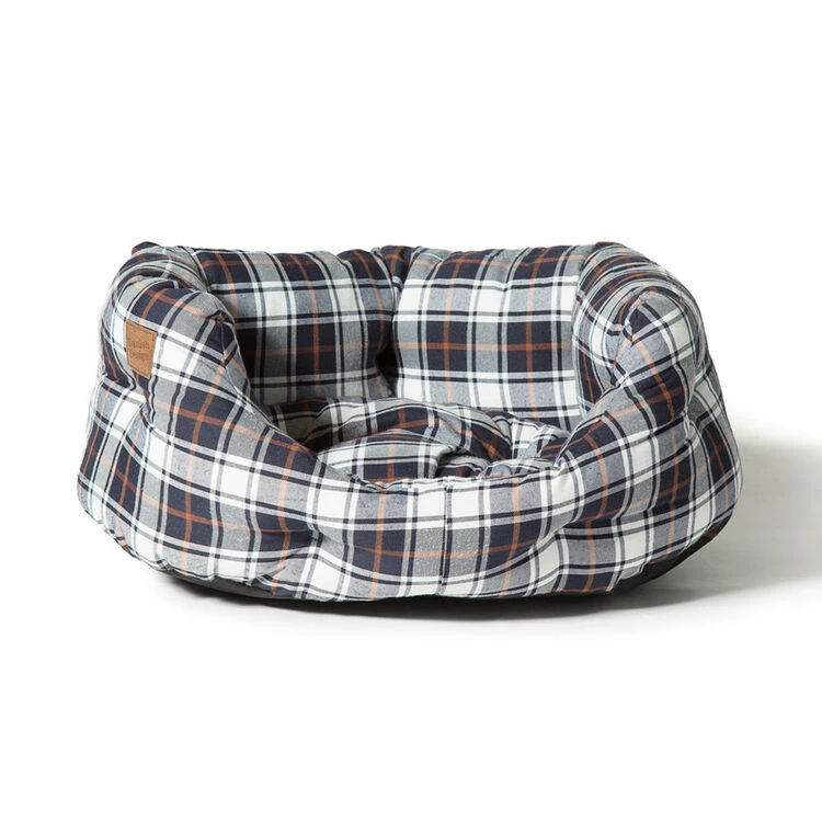 Danish Design Lumberjack White/Navy Deluxe Slumber Dog Bed 3 Danish Design Lumberjack White/Navy Deluxe Slumber Dog Bed