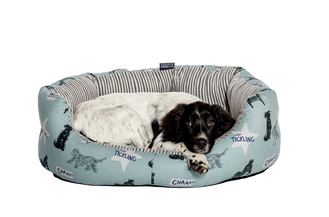 Battersea Playful Dogs Deluxe Slumber Bed 4 Battersea Playful Dogs Deluxe Slumber Bed - Image 2