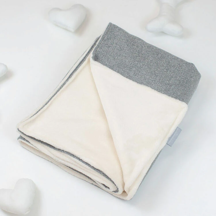 Lords & Labradors Tweed Dog Blanket Pewter Herringbone 4 Lords & Labradors Tweed Dog Blanket Pewter Herringbone - Image 2