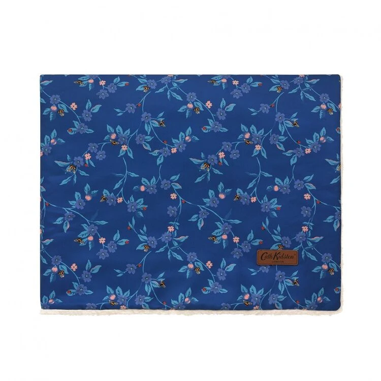 Cath Kidston Flora Fauna Cosy Pet Blanket 3 Cath Kidston Flora Fauna Cosy Pet Blanket